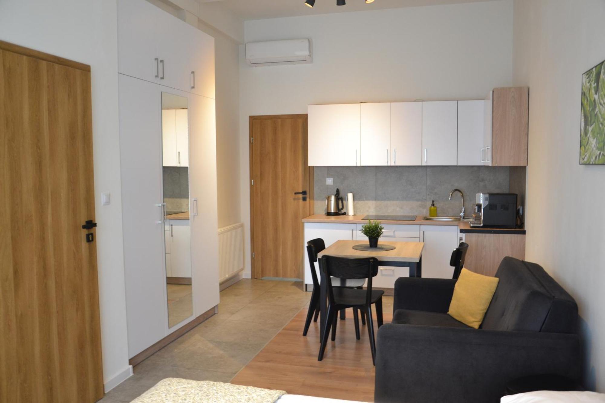 Apartamenty Na Ceglanej Освенцим Экстерьер фото