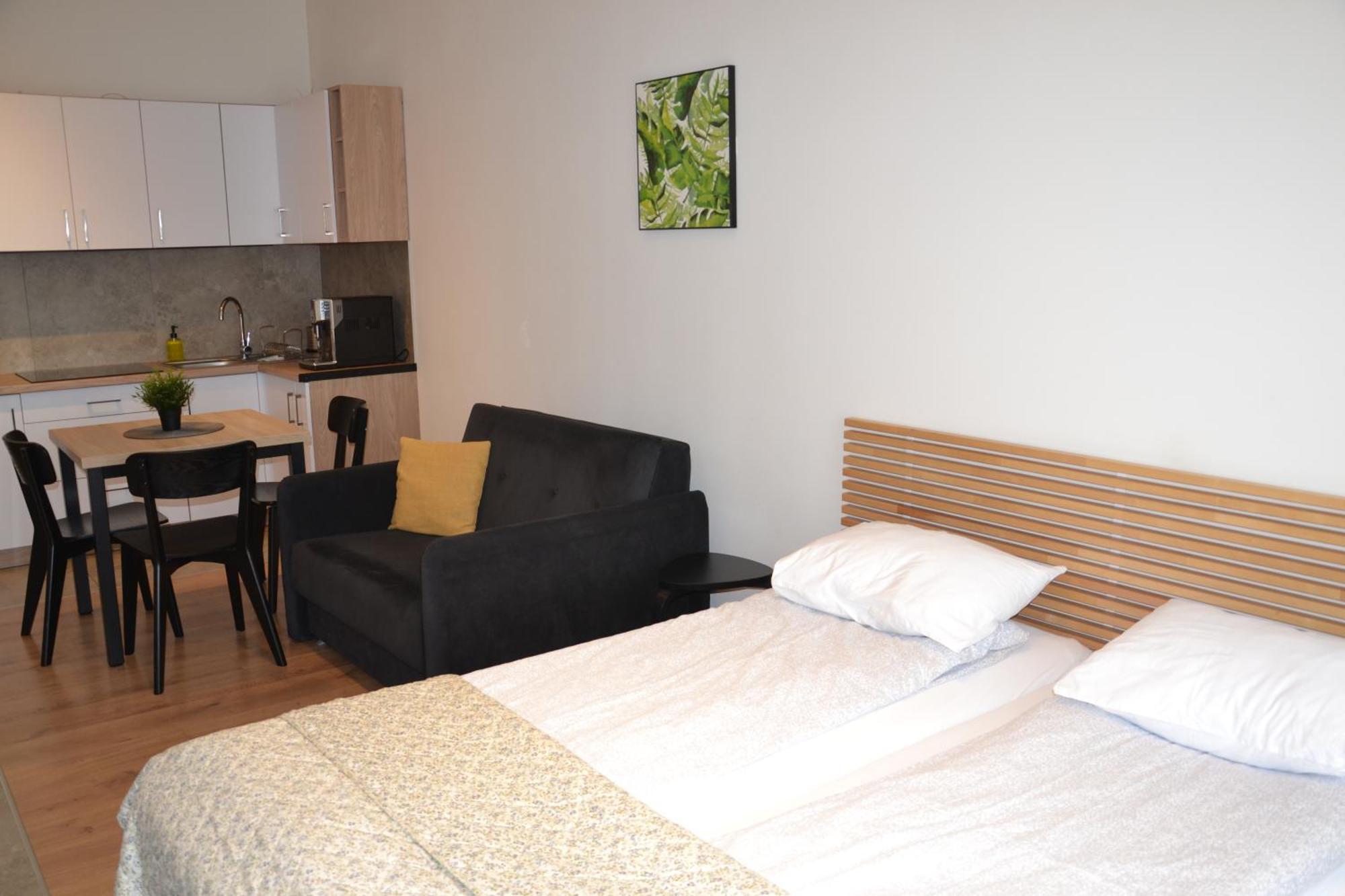 Apartamenty Na Ceglanej Освенцим Экстерьер фото