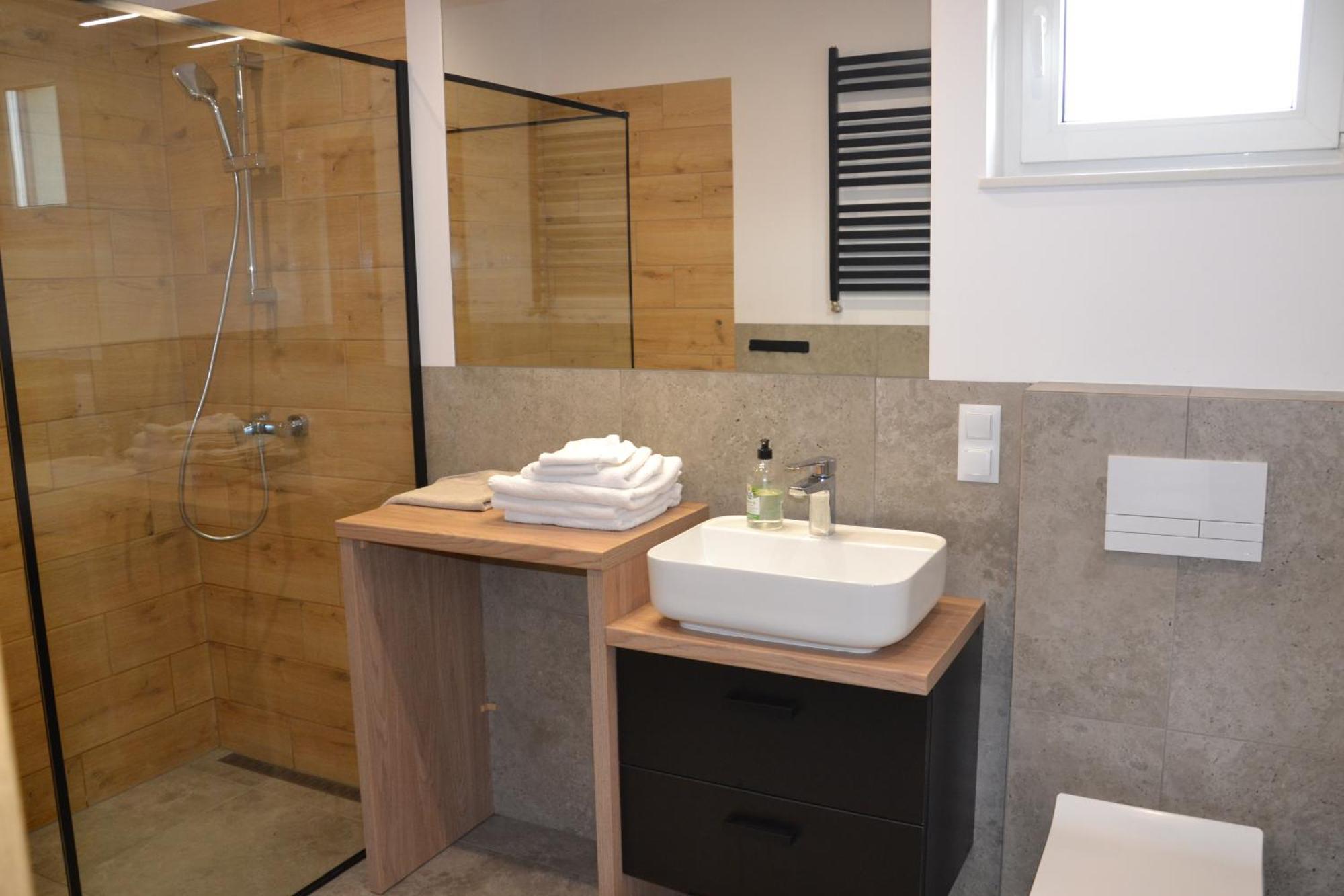 Apartamenty Na Ceglanej Освенцим Экстерьер фото